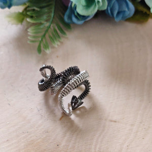 Intertwined Serpents Ring Set