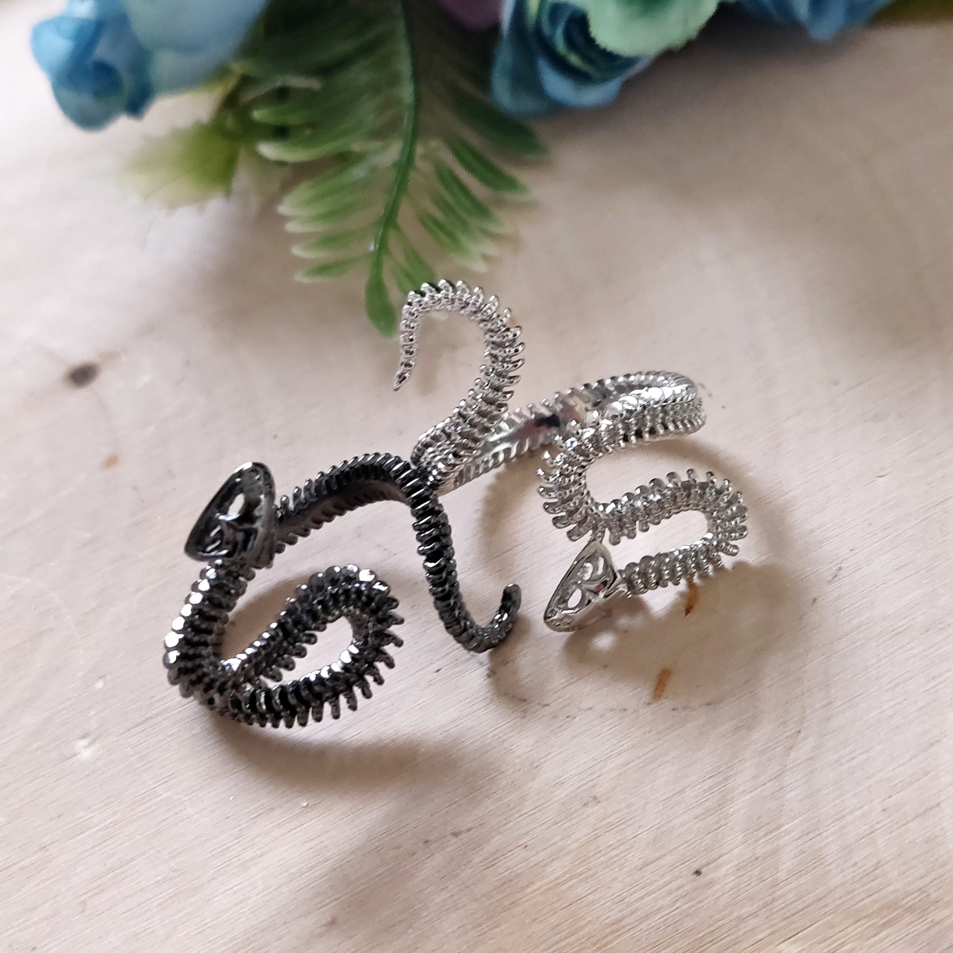 Intertwined Serpents Ring Set