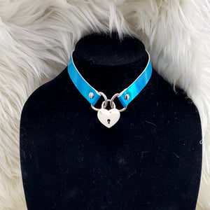 Rave Lock Your Heart Choker